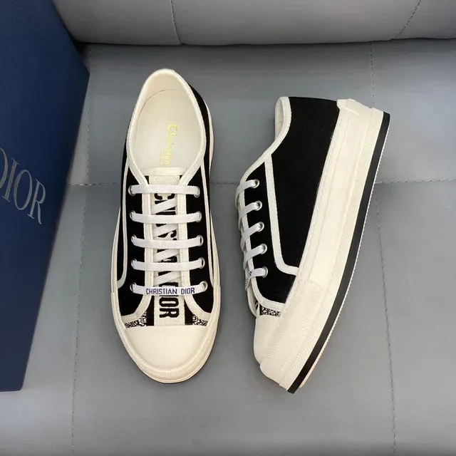 Dior sneakers lifestyle preto branco lona silhueta baixa 4