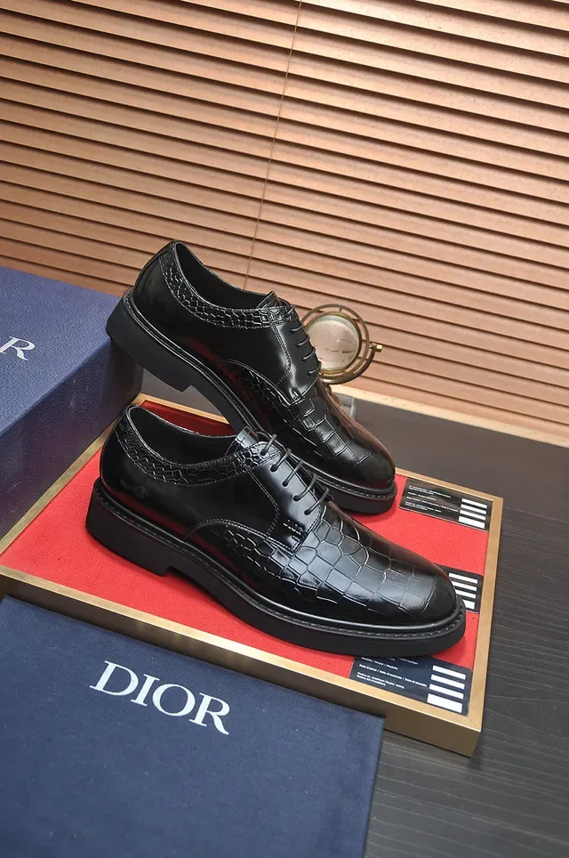 Dior क्रॉक-एम्बॉस्ड पैटेंट लेदर ऑक्सफोर्ड जूते 4