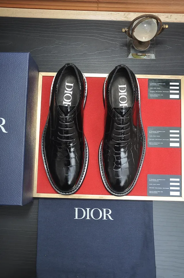 Dior क्रॉक-एम्बॉस्ड पैटेंट लेदर ऑक्सफोर्ड जूते 5