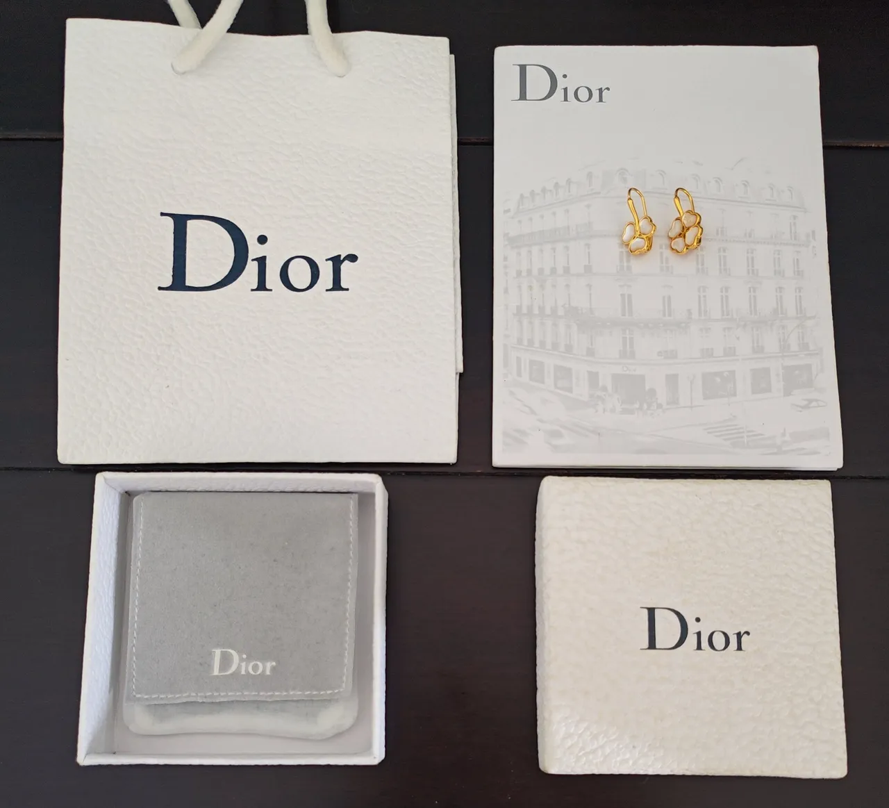 Dior Brincos Motivo Floral Dourado Perola Mãe 2