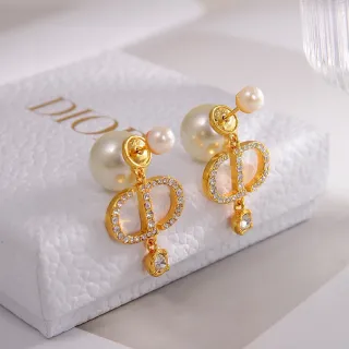 Dior Boucles d'Oreilles Perles Métal Blanc Doré