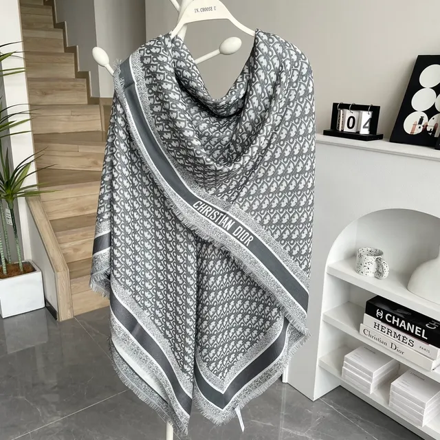 Dior Gray and Cream Geometric Jacquard Fringed Shawl 7