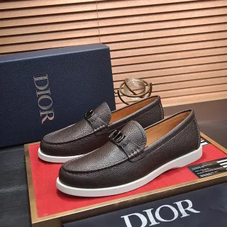 Dior Loafer Marron Blanc Cuir grainé boucle métallique en forme de D Loafer