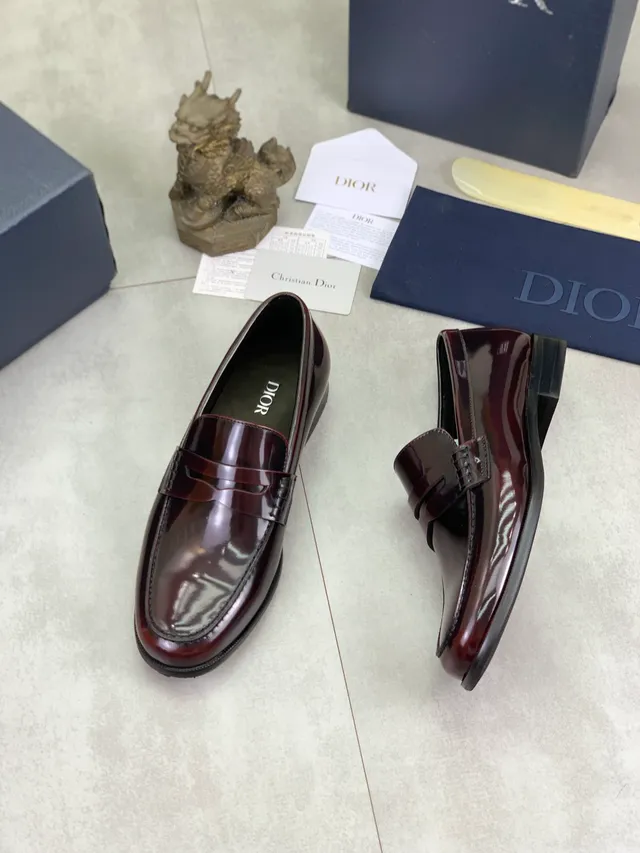 Dior Penny Loafer برغوندي جلد لامع لافر 6