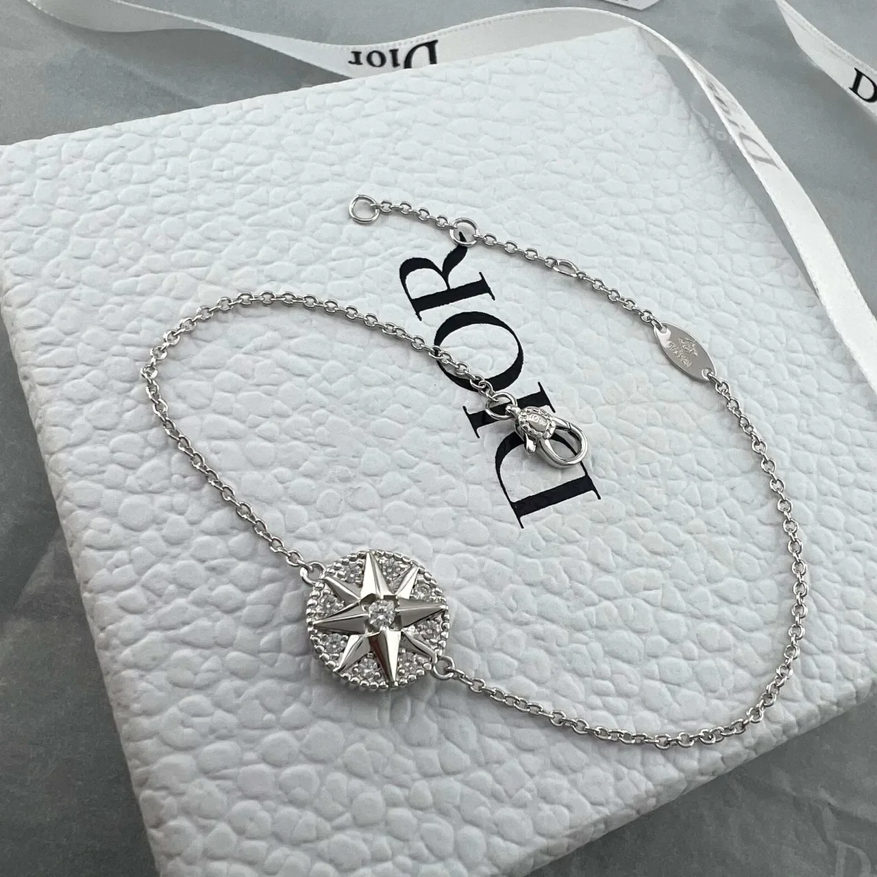 Dior Rose des Vents Pavé Crystal Compass-Star Bracelets 2