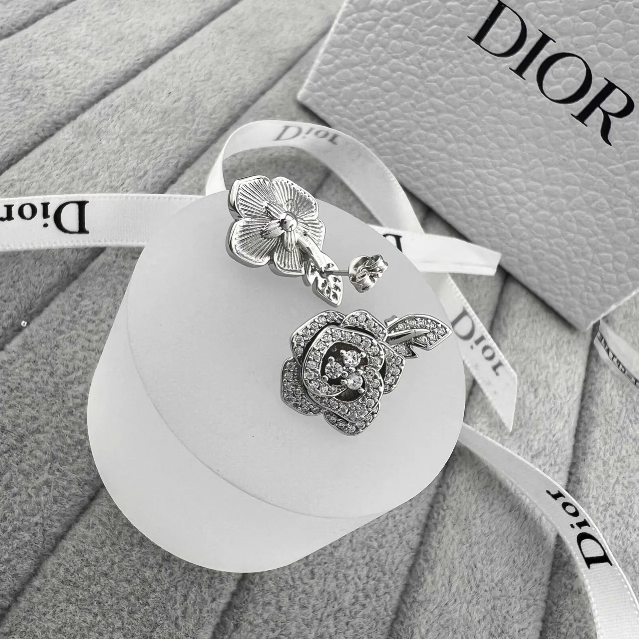 Dior Rose des Vents Argent Or Pavé-Crystal Boucles d'oreilles 3