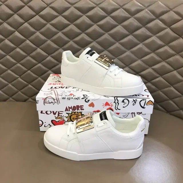 Dolce & Gabbana Portofino أحذية أسلوب حياة بيضاء من الجلد بحزام إبزيم 9