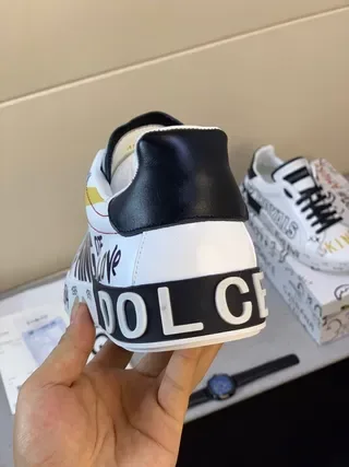 Dolce & Gabbana Royals King of Love impression graphique blanc lifestyle sneakers 9