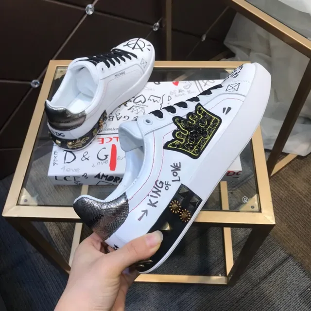 Dolce & Gabbana White Black Leather Upper Graffiti Graphics Lifestyle Sneakers 2