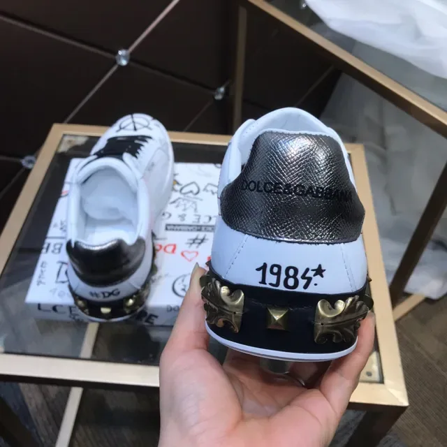 Dolce & Gabbana White Black Leather Upper Graffiti Graphics Lifestyle Sneakers 6