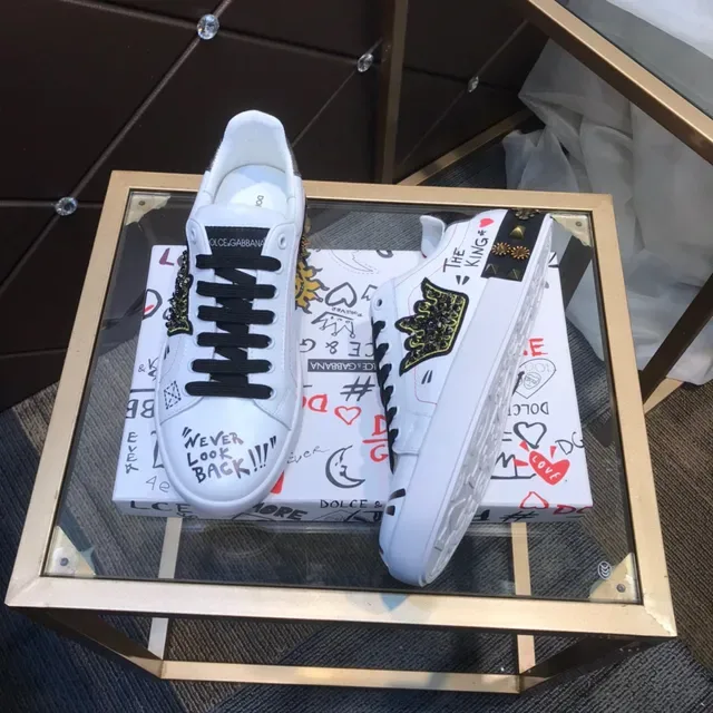 Dolce & Gabbana White Black Leather Upper Graffiti Graphics Lifestyle Sneakers 8