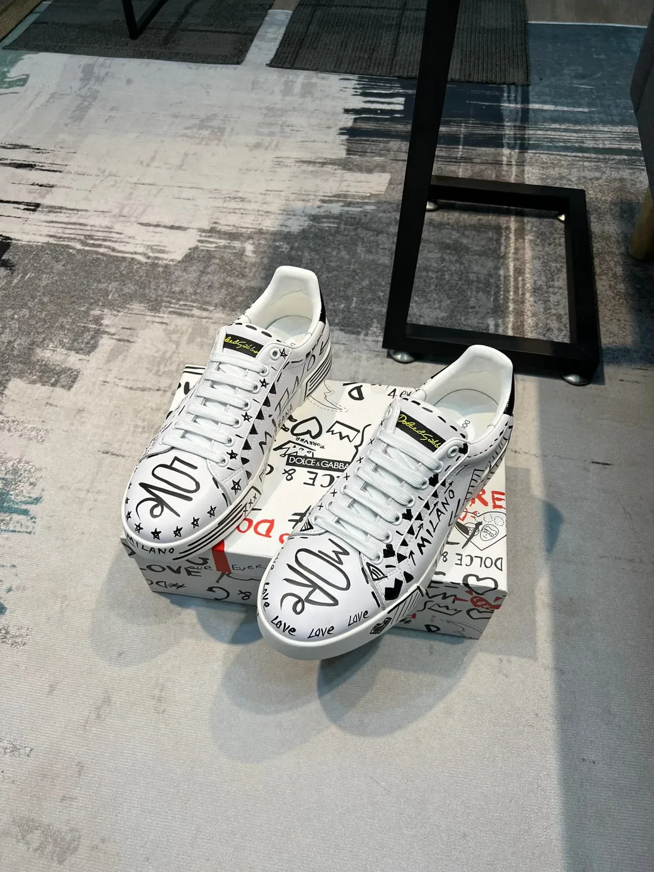 Dolce & Gabbana Graffiti-Print White Lifestyle Sneakers 5
