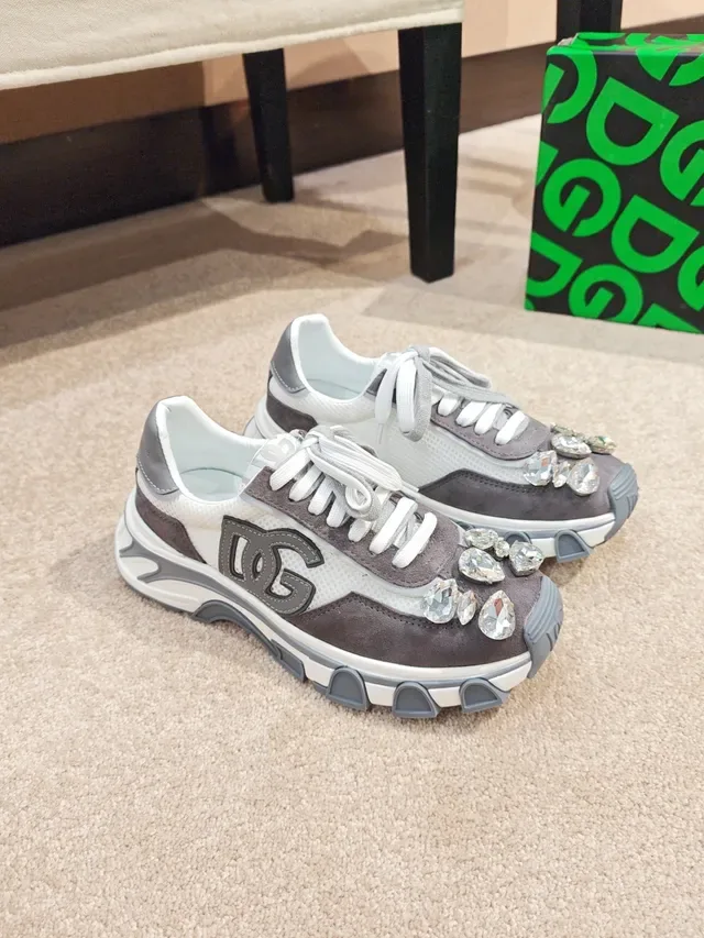 Dolce & Gabbana Gray White Sole Crystal-Embellished Toe Chunky Sneakers 4