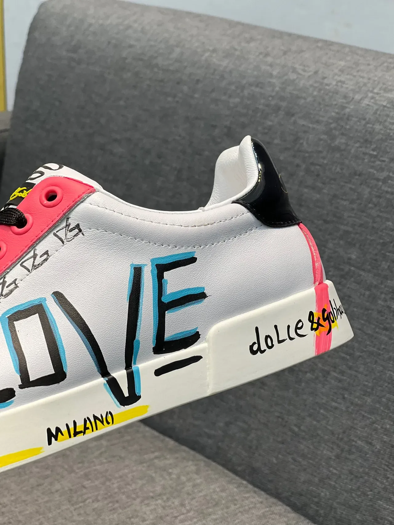 Dolce & Gabbana LOVE Graphic-Print White Pink Black Lifestyle Sneakers 8