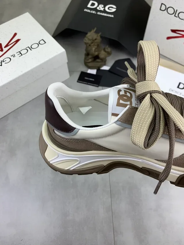 Dolce & Gabbana NS1 Sneakers Chunky à semelle marron et blanche upper layered 3