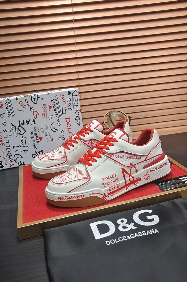 Dolce & Gabbana White Red Low-Top Platform Graffiti-Print Leather Lifestyle Sneakers 7