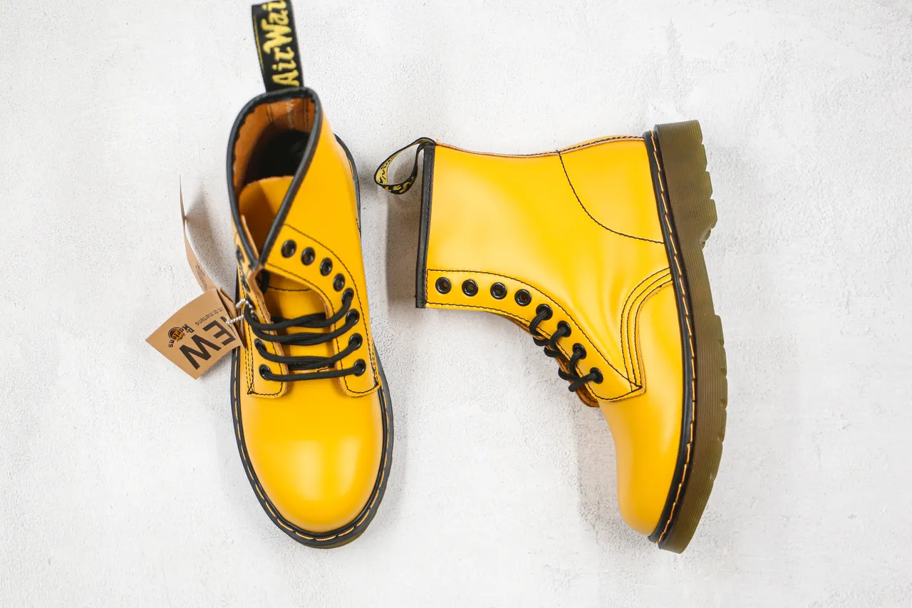 Dr. Martens 1460 पीला नरम चमड़ा मार्टिन जूते 10