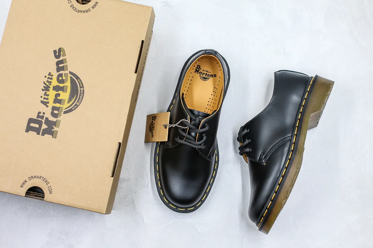 Dr. Martens 1461 Zapatos Oxford de cuero suave con costura de welt en negro y amarillo 3