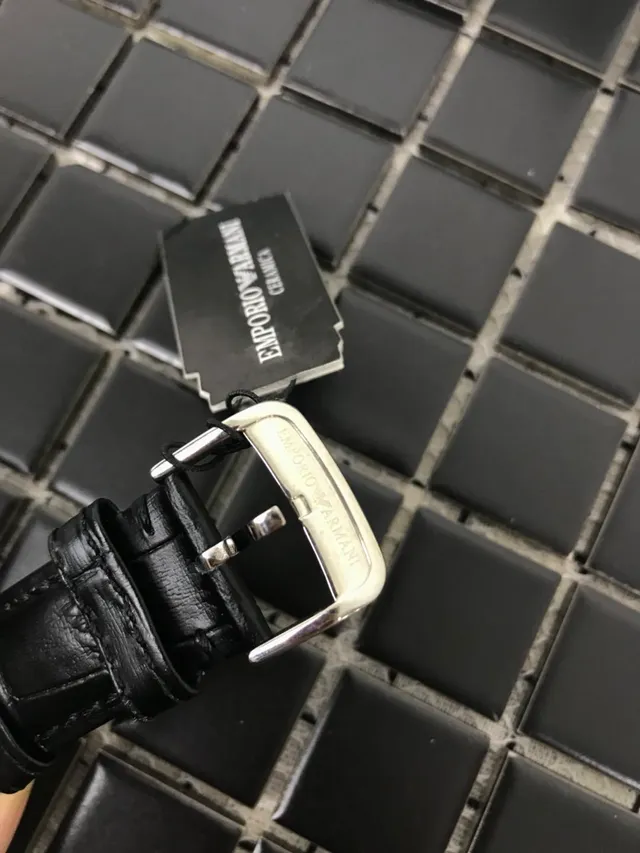 Emporio Armani Reloj Cronógrafo Clásico Esfera Negra Tono Plateado Mecánico 9