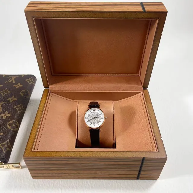Emporio Armani 水晶表盘玫瑰金色石英手表 3