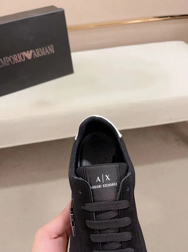Emporio Armani Chaussure Lifestyle Noir Blanc Tricot côtelé Supérieur Overlays daim Chaussures Lifestyle 9