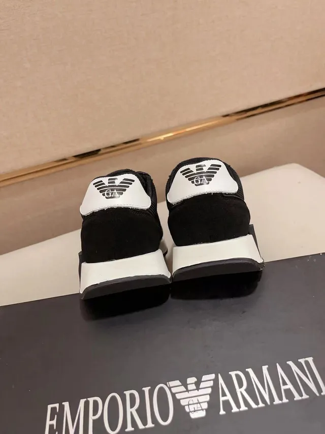 Emporio Armani Chaussure Lifestyle Noir Blanc Tricot côtelé Supérieur Overlays daim Chaussures Lifestyle 10