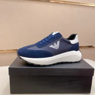 Emporio Armani লাইফস্টাইল স্নিকার নেভি হোয়াইট সুয়েড এবং টেক্সটাইল আপার স্কাল্প্টেড মিডসোল লাইফস্টাইল স্নিকার