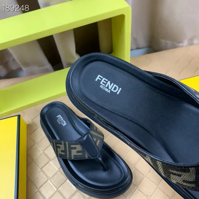 Fendi 黑色 米色 厚底平台 FF Monogram Strap Slippers 5