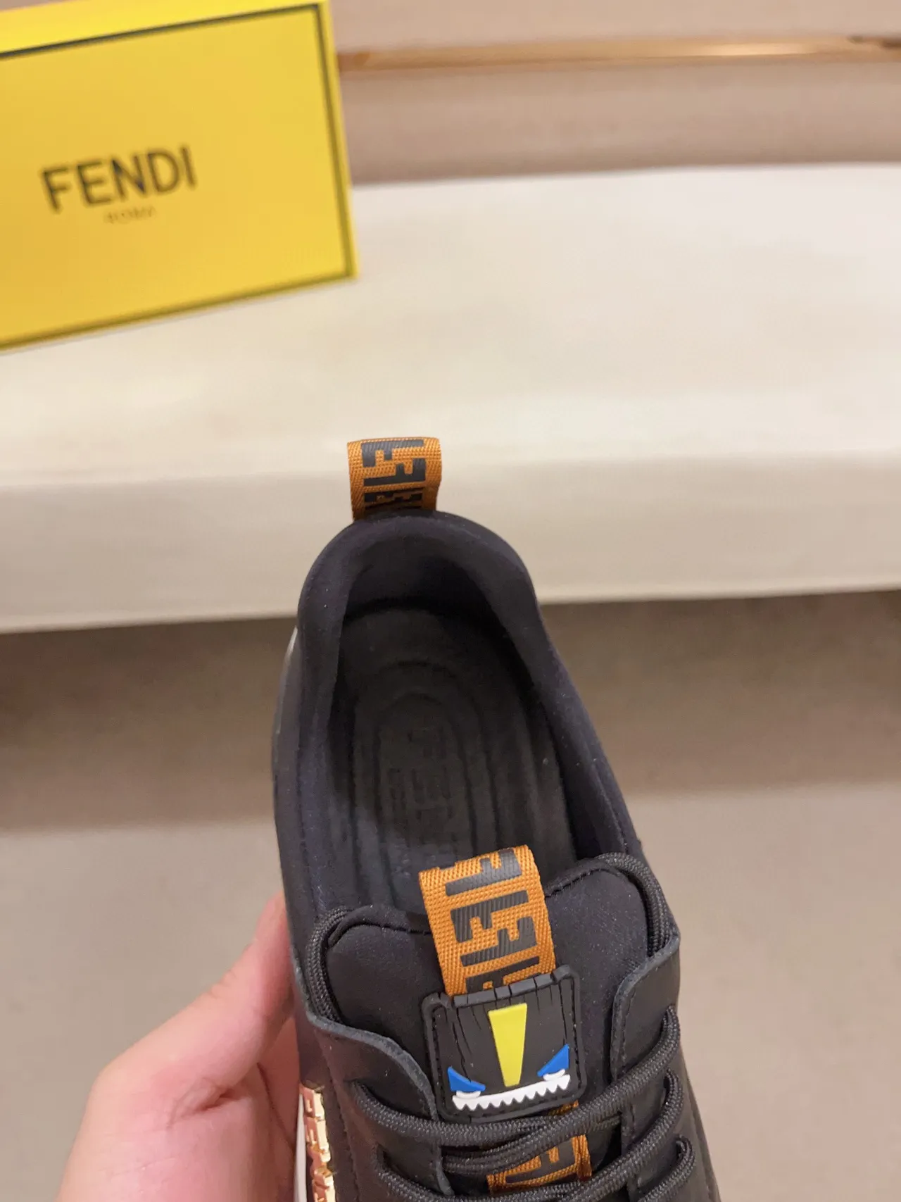 Fendi Preto Marrom FF Monogram Painel de Tecido e Couro Tênis Lifestyle 4