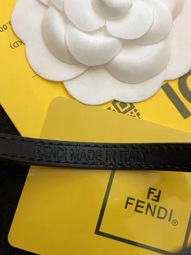 Fendi FF Ceinture en Cuir Noir Or Double Enroulement Fin 6
