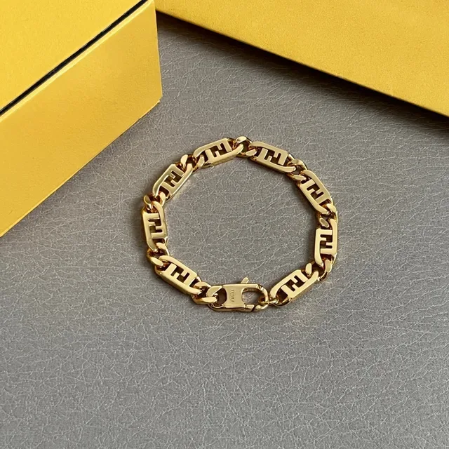 سوارات Fendi FF Chain ذهبي التدرج لوجو لينك 3