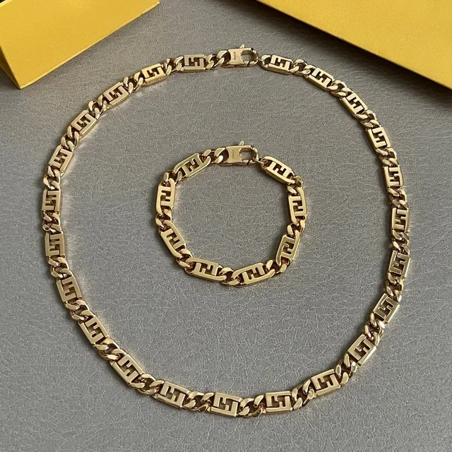 سوارات Fendi FF Chain ذهبي التدرج لوجو لينك 5