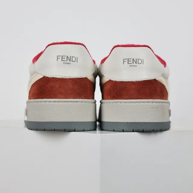 Zapatillas Lifestyle Fendi Rojo Beige Ante y Cuero Layered Abstract Overlay Inspirado en FF Lifestyle Sneakers 8