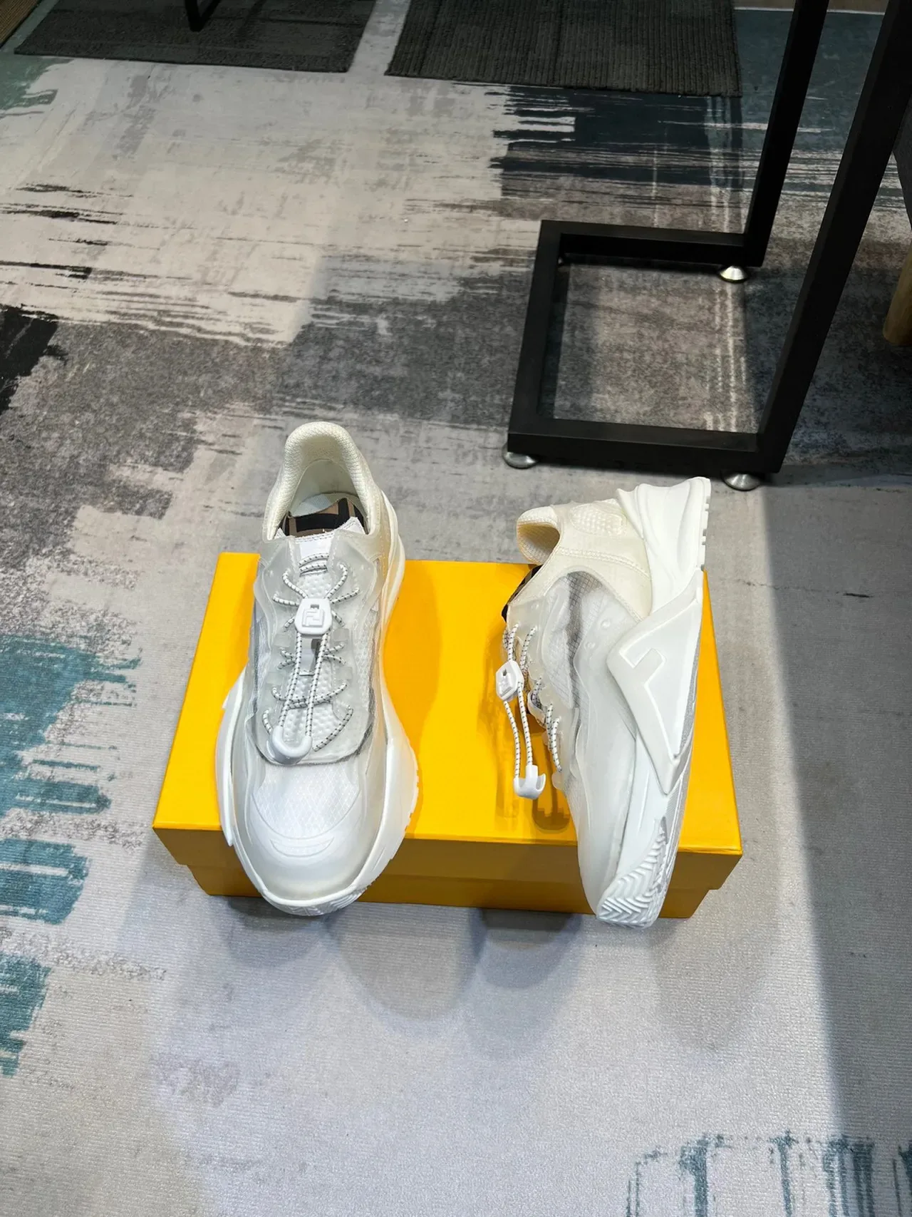 Fendi Mania Runner सफेद पारदर्शी ओवरले चंक स्नीकर 4