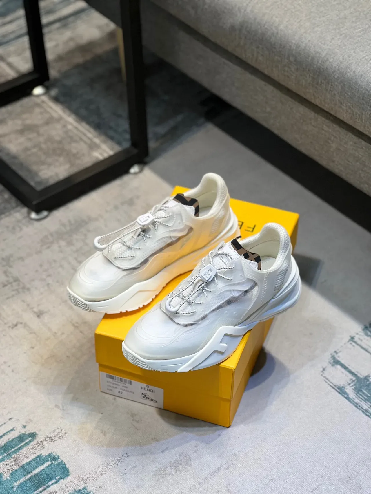 Fendi Mania Runner सफेद पारदर्शी ओवरले चंक स्नीकर 7