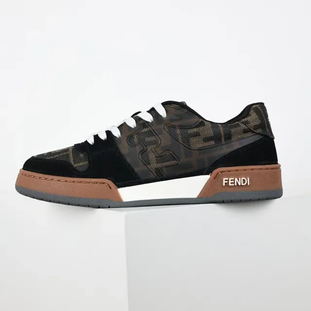 Fendi Monogram سويد لايف ستايل سنيكرز 9