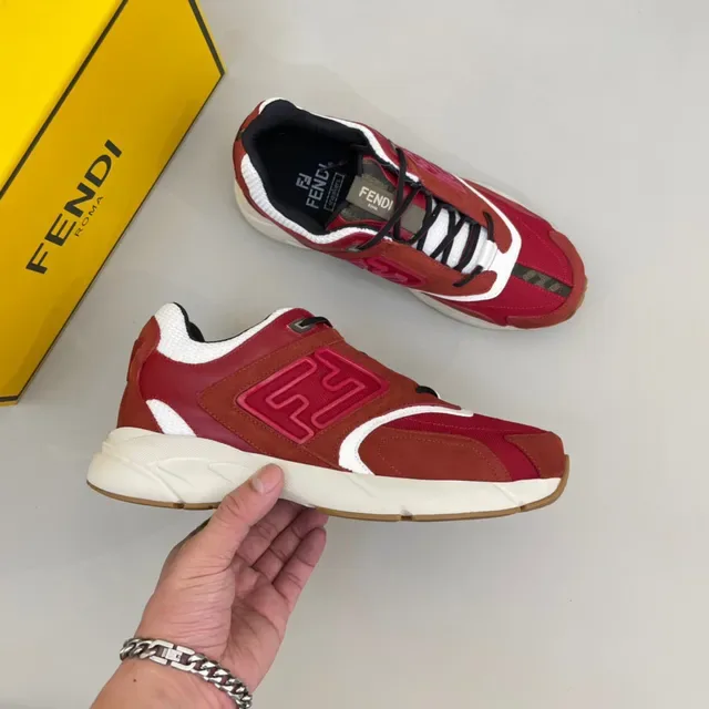 Fendi 红白 无带 踩脚 超大 FF 标志 生活方式运动鞋 6