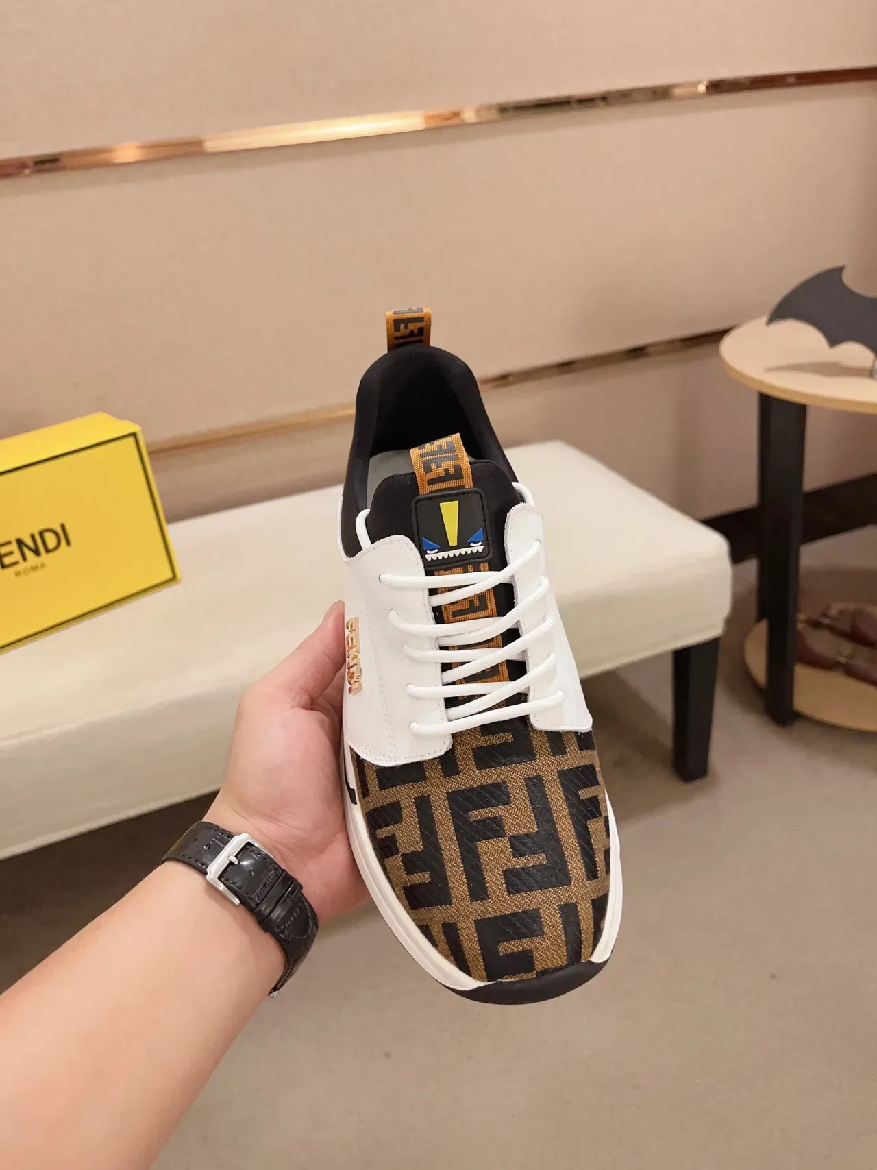 Fendi Blancas Marrones Upper de Material Mixto FF Monograma Tela Punta Lifestyle Sneakers 2