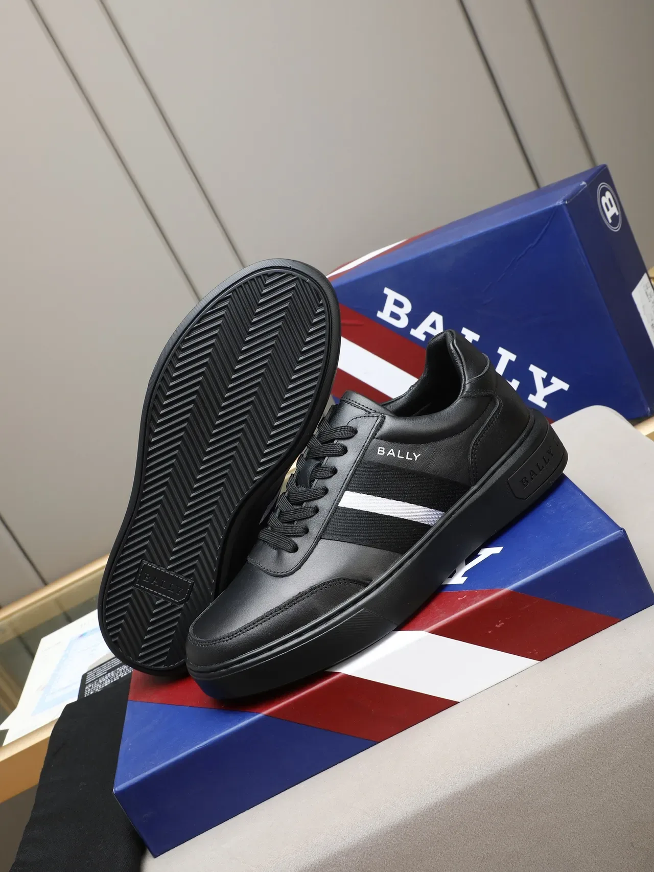 BALLY Black Leather Side-Stripe Lifestyle Sneakers 4