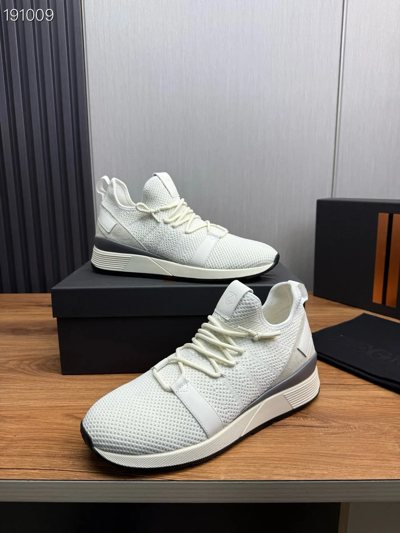 Beige Gray Knit Upper Minimalist Lace-Up Sneakers 7