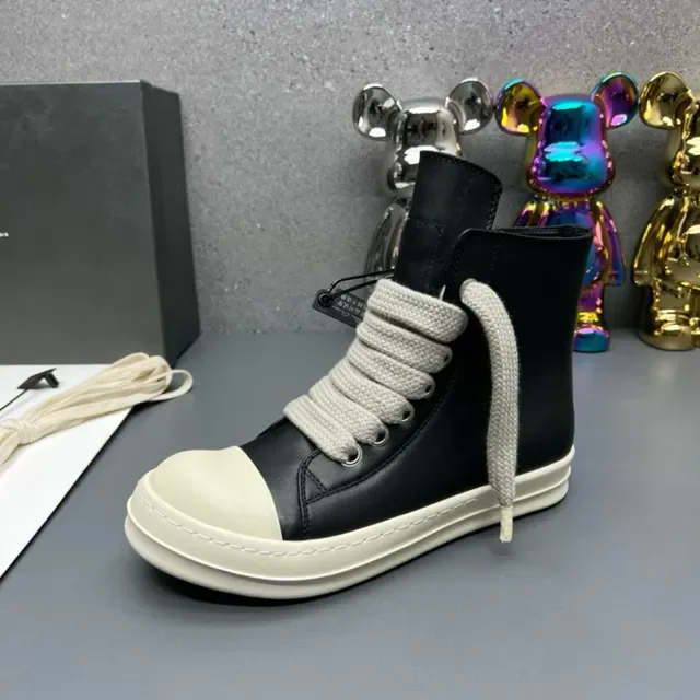 Chaussures lifestyle à talons hauts noires et crème avec fermeture éclair 2