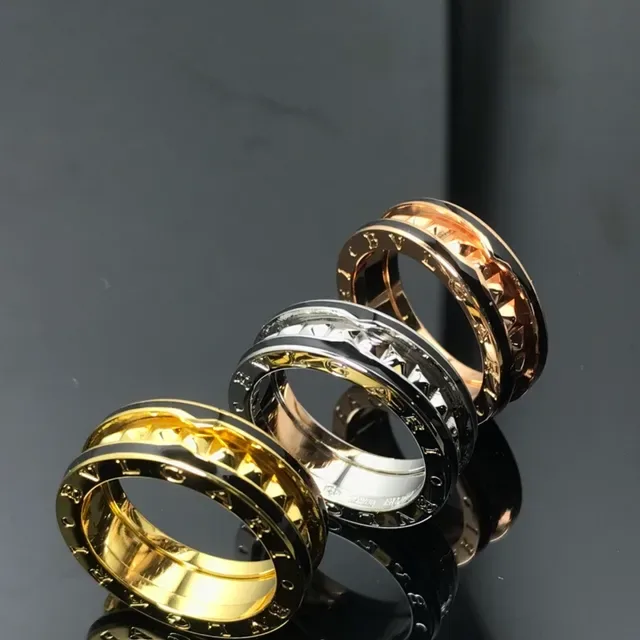 Black Gold Stackable Faceted Geometric Ring 6
