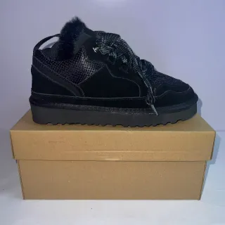 Black High-Top Platform Sole Sneakers