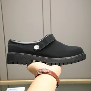 Black Strap-Fastened Lug Sole Clog Casual Shoe