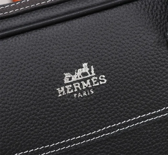 Black White Pebbled Leather Contrast Stitching Boston Bag 4