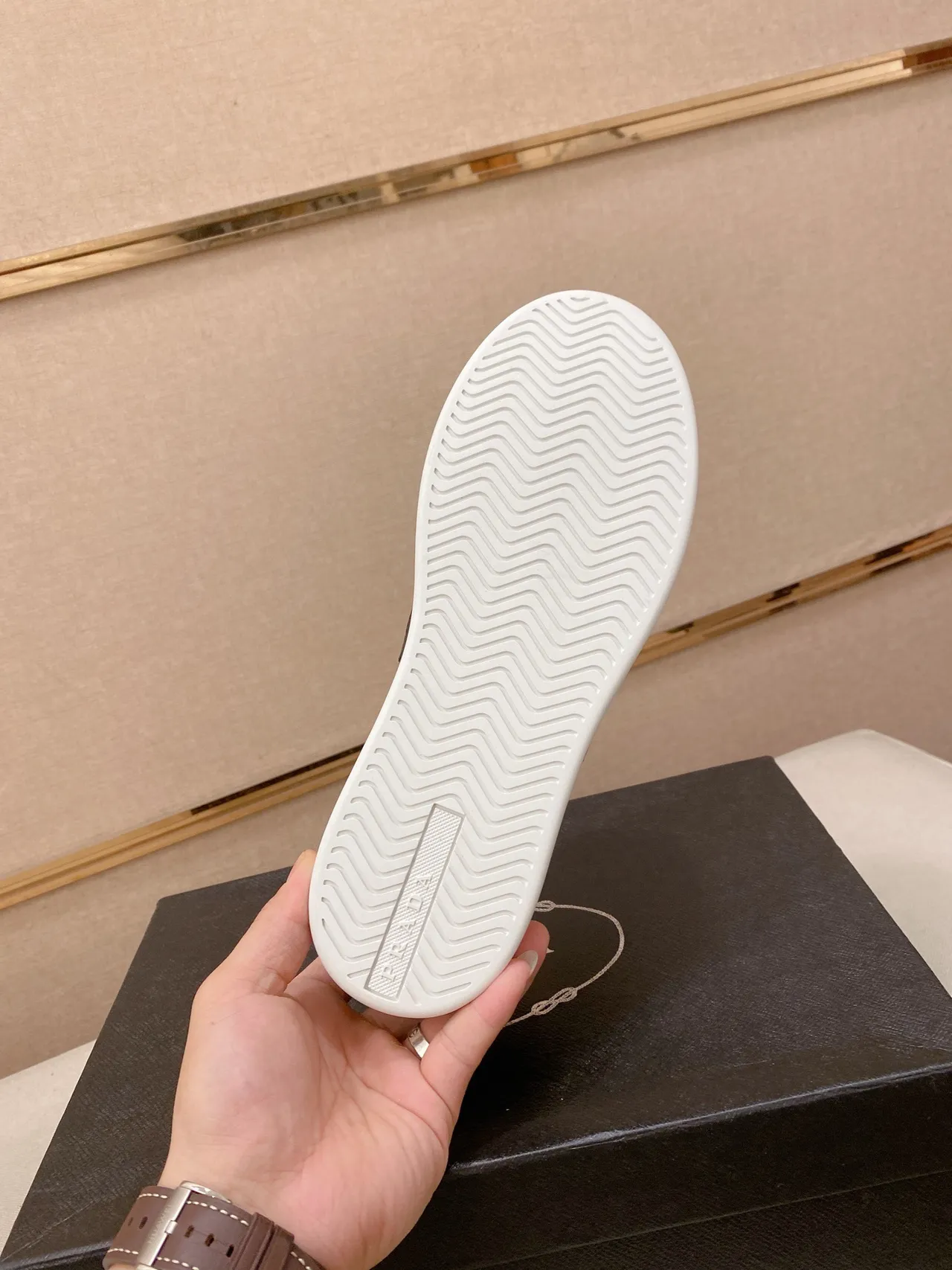 Black White Slip-On Platform Sole Loafer 9