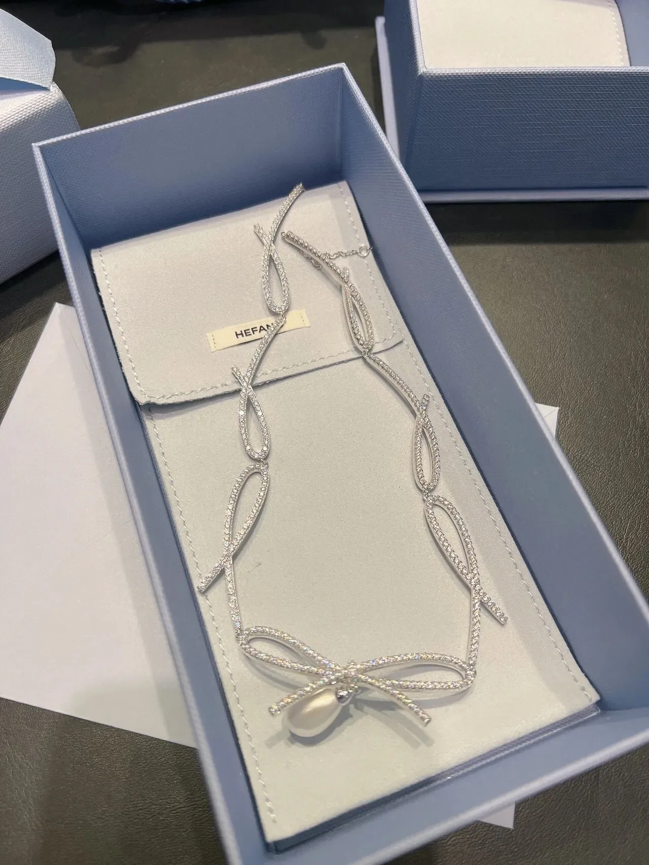 Bow-Shaped Pavé-Set Pearl-Drop Choker Necklace 8