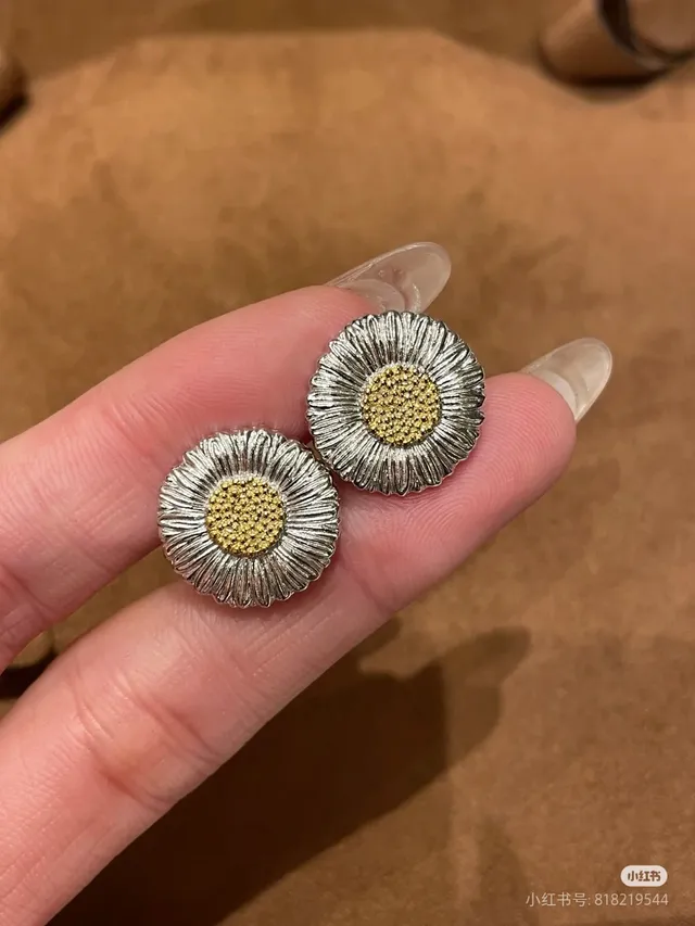 Buccellati 银金花卉纹理手链 8