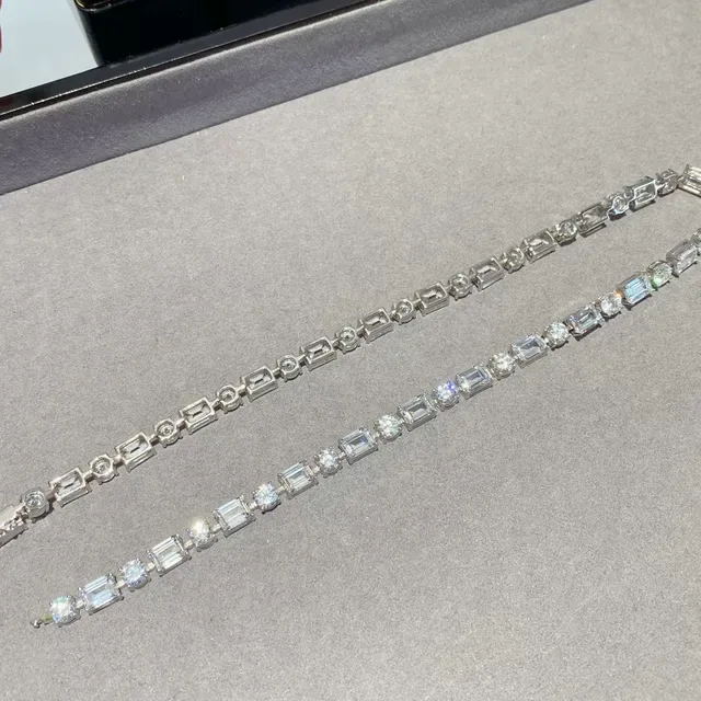 Clear and Pale Yellow Baguette-Cut Linear Stone Necklaces 2