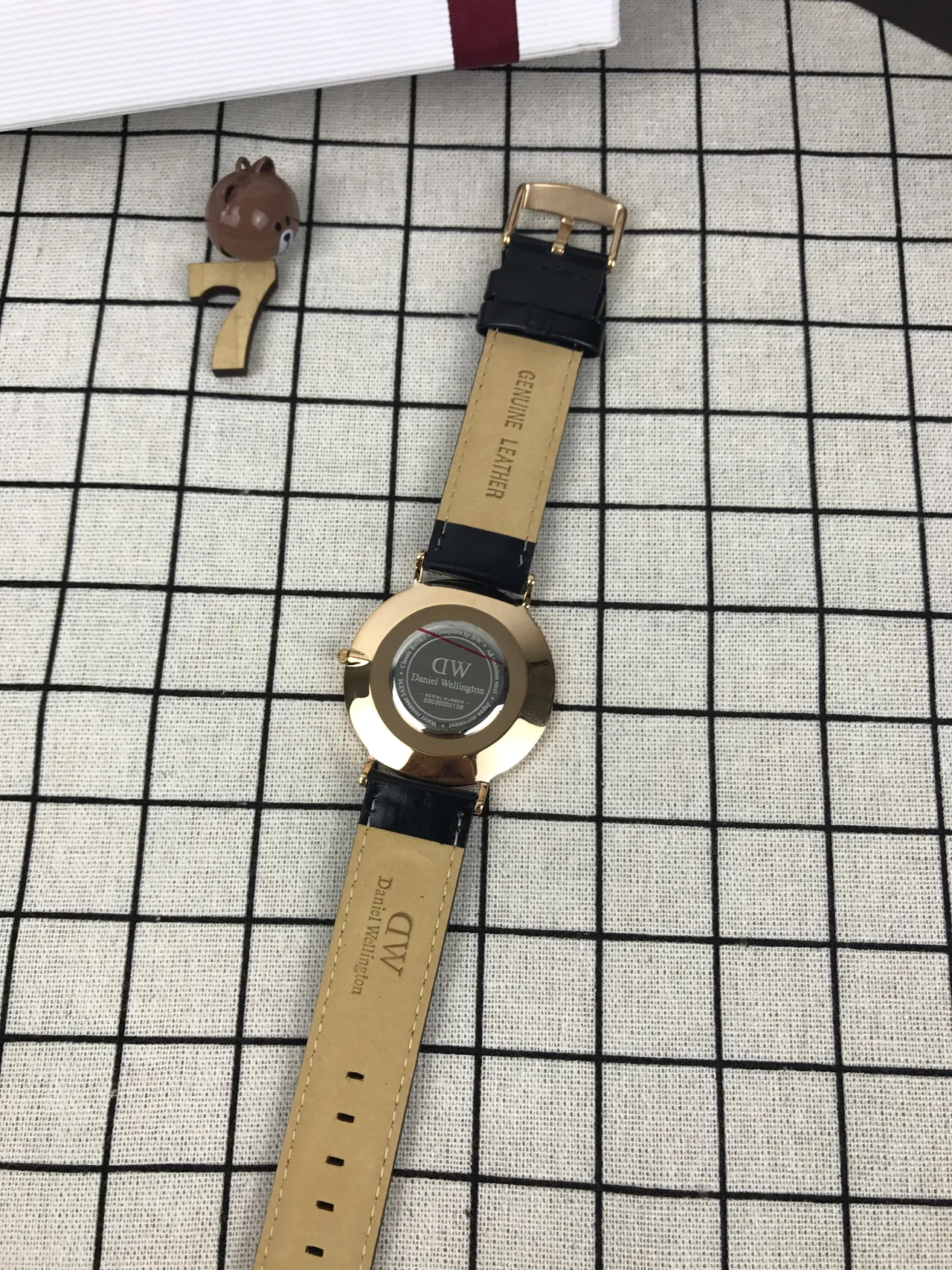 Daniel Wellington Classic Black Gold Minimalist Thin Case Quartz Watch 3